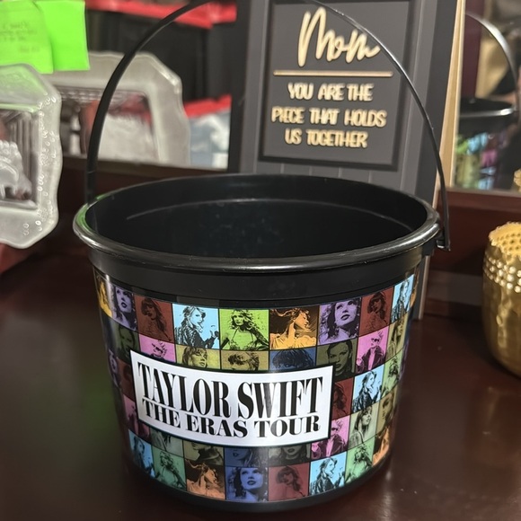 Taylor Swift Eras Bundle - Picture 7 of 7